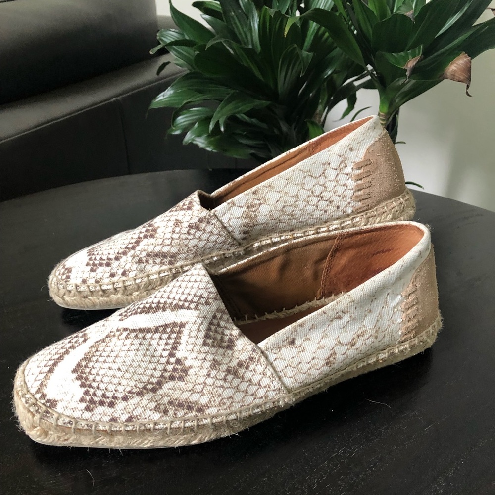Franco Sarto - Slip on Espadrilles shoes - Size 9